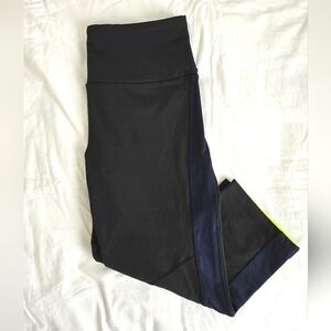 Victoria's Secret VSX Sport Cropped Leggings